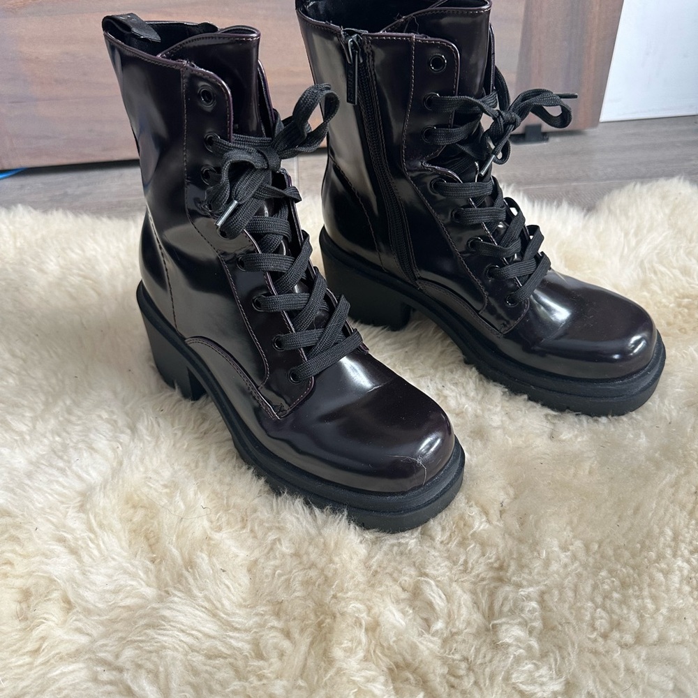 Guess Juel Women’s Burgandy/Black Patent Platform Combat Boots